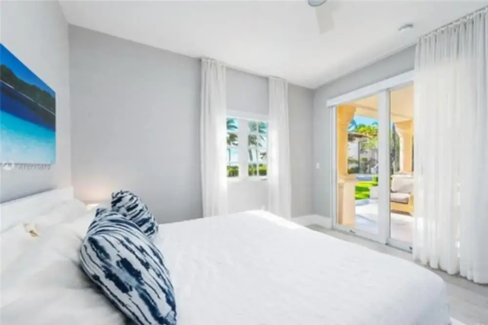 Beautiful Exclusive Fisher Island 3 En-suite Bedroom Apartment With Ocean and Pool Views 6 Guests