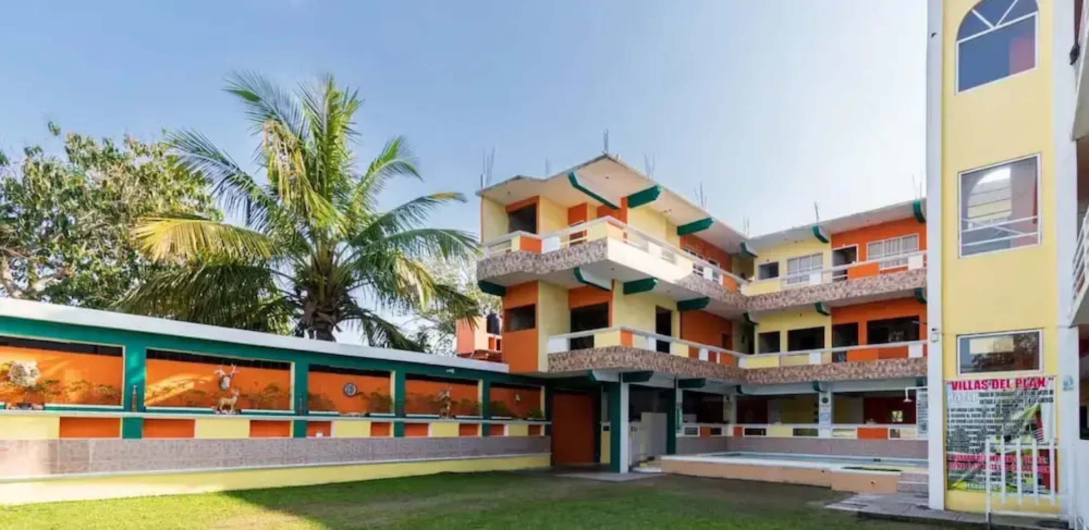 Hotel Villas del Plan