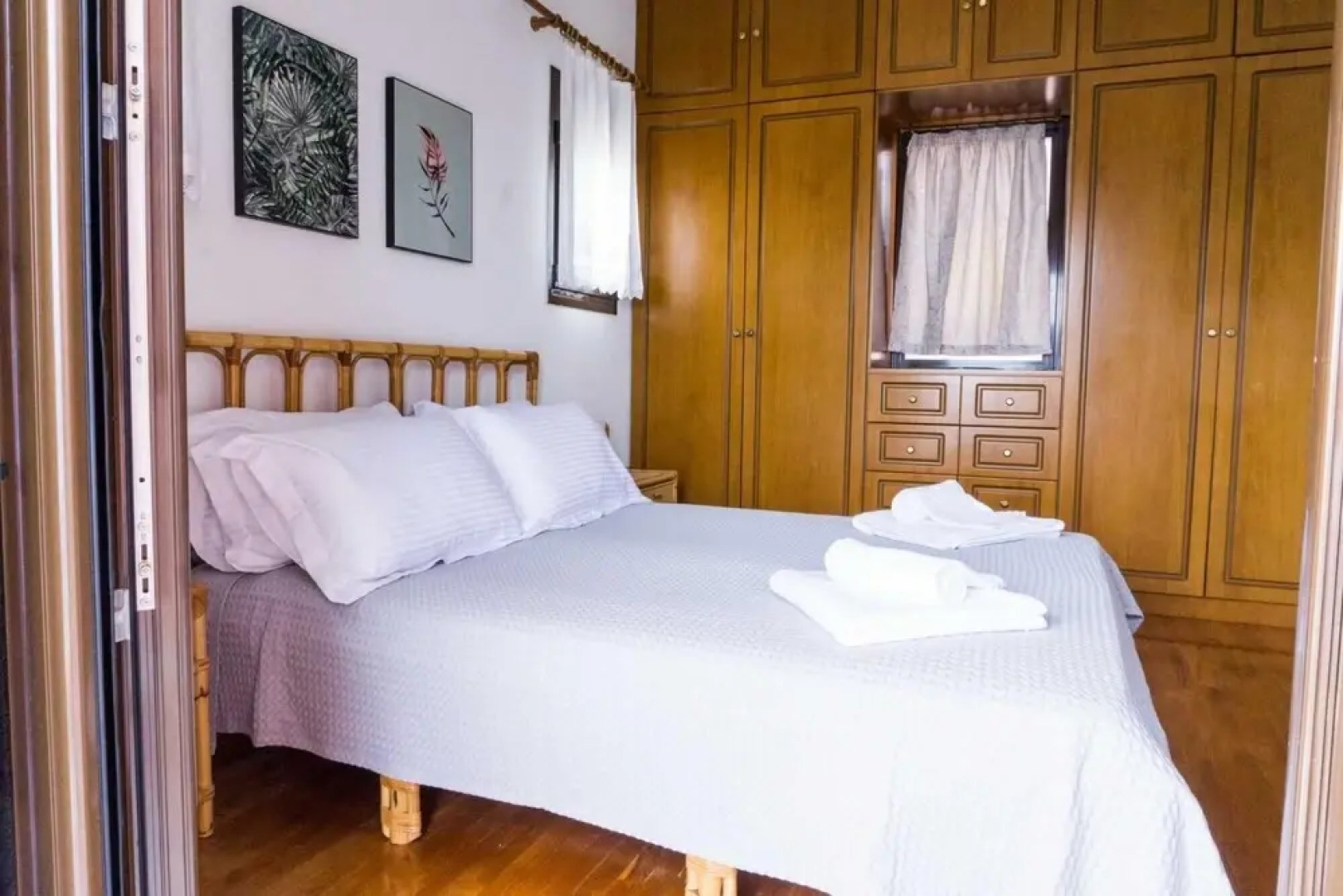 Zennova 1 Mount Athos Sea View