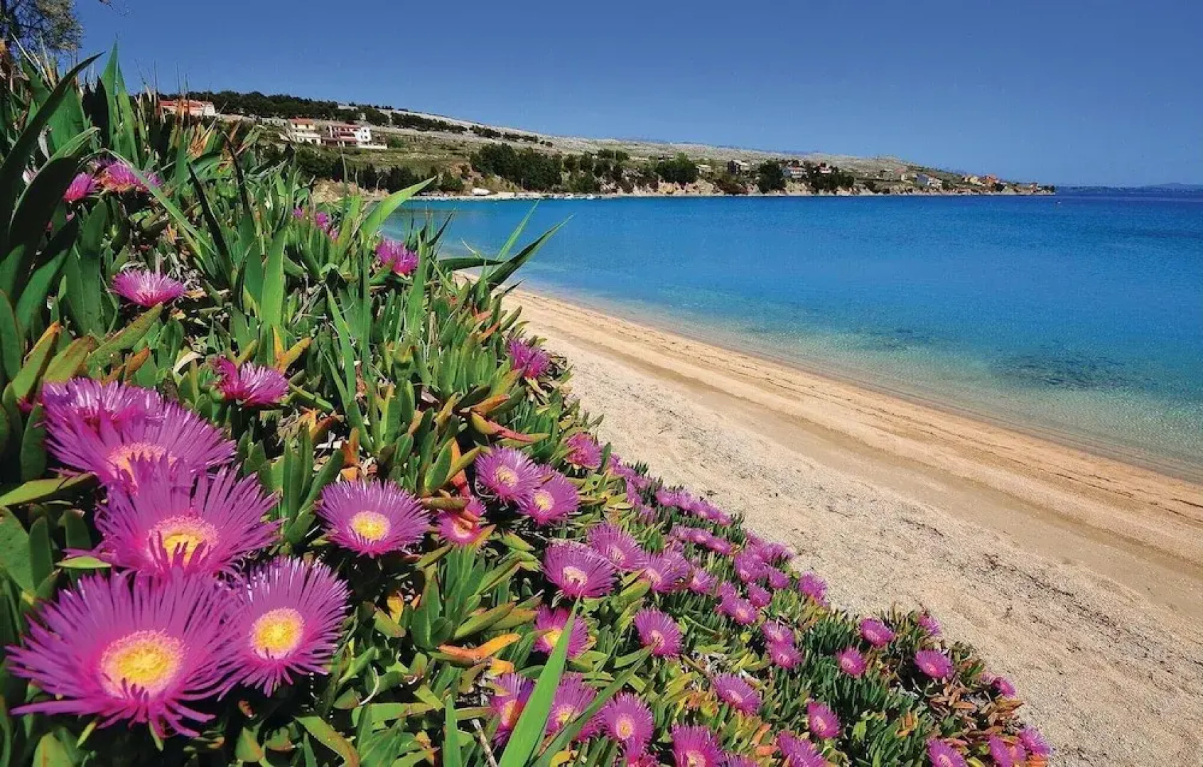 Nice Home in Zubovici With Wifi and 2 Bedrooms