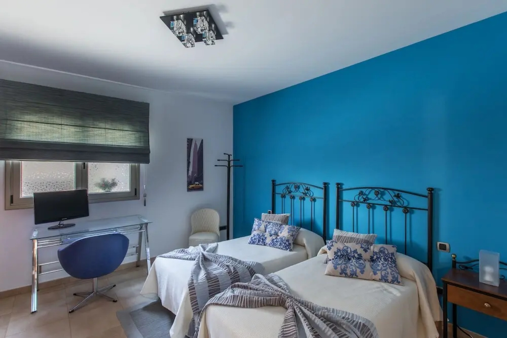 Vertical Villa: luxury, sea views & private SPA