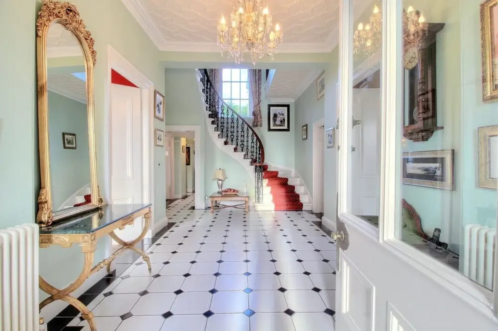 Duneira in Rhu With 7 Bedrooms and 4 Bathrooms