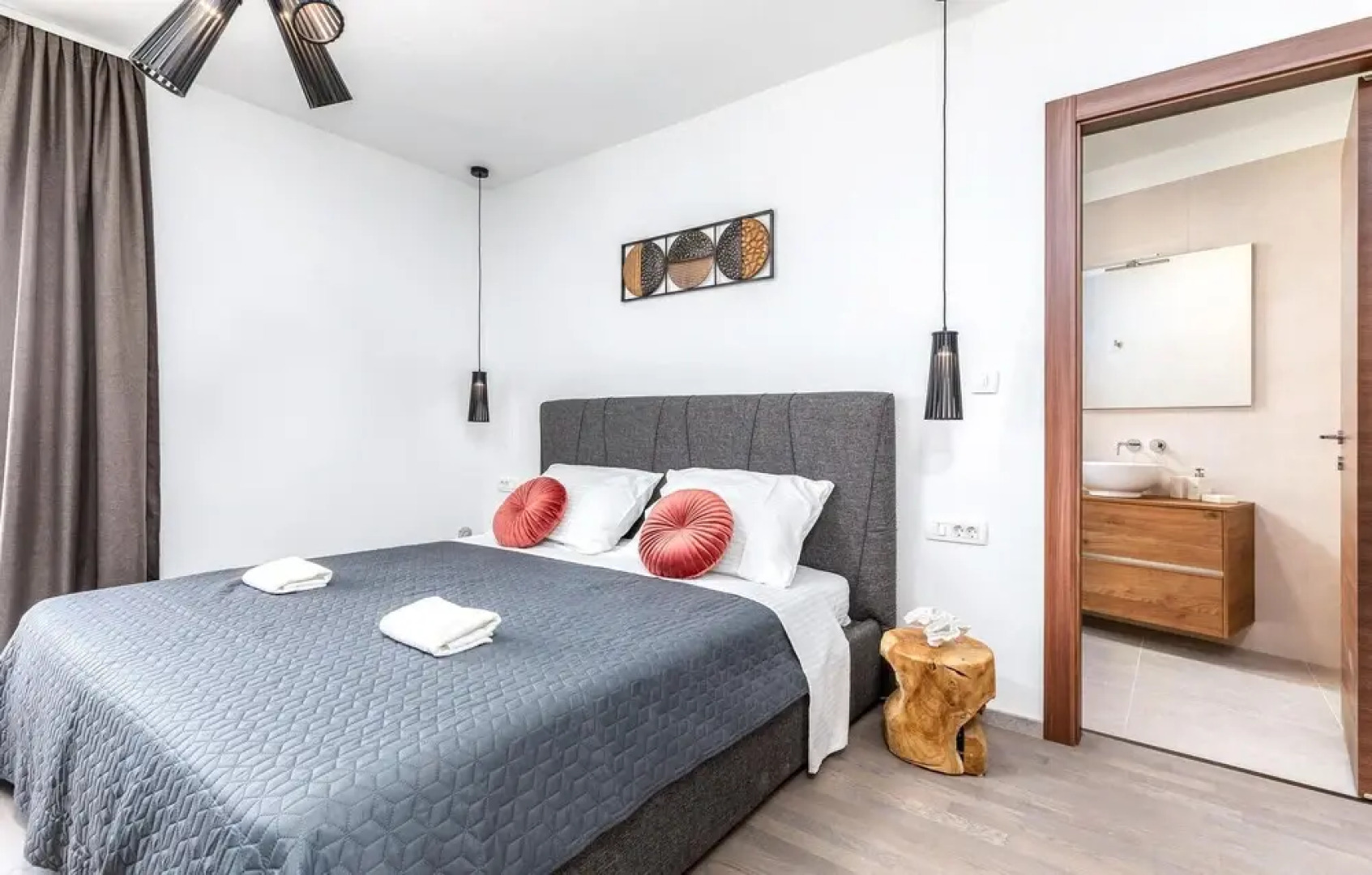 Beautiful Home in Koromacno With Wifi, Heated Swimming Pool and 6 Bedrooms