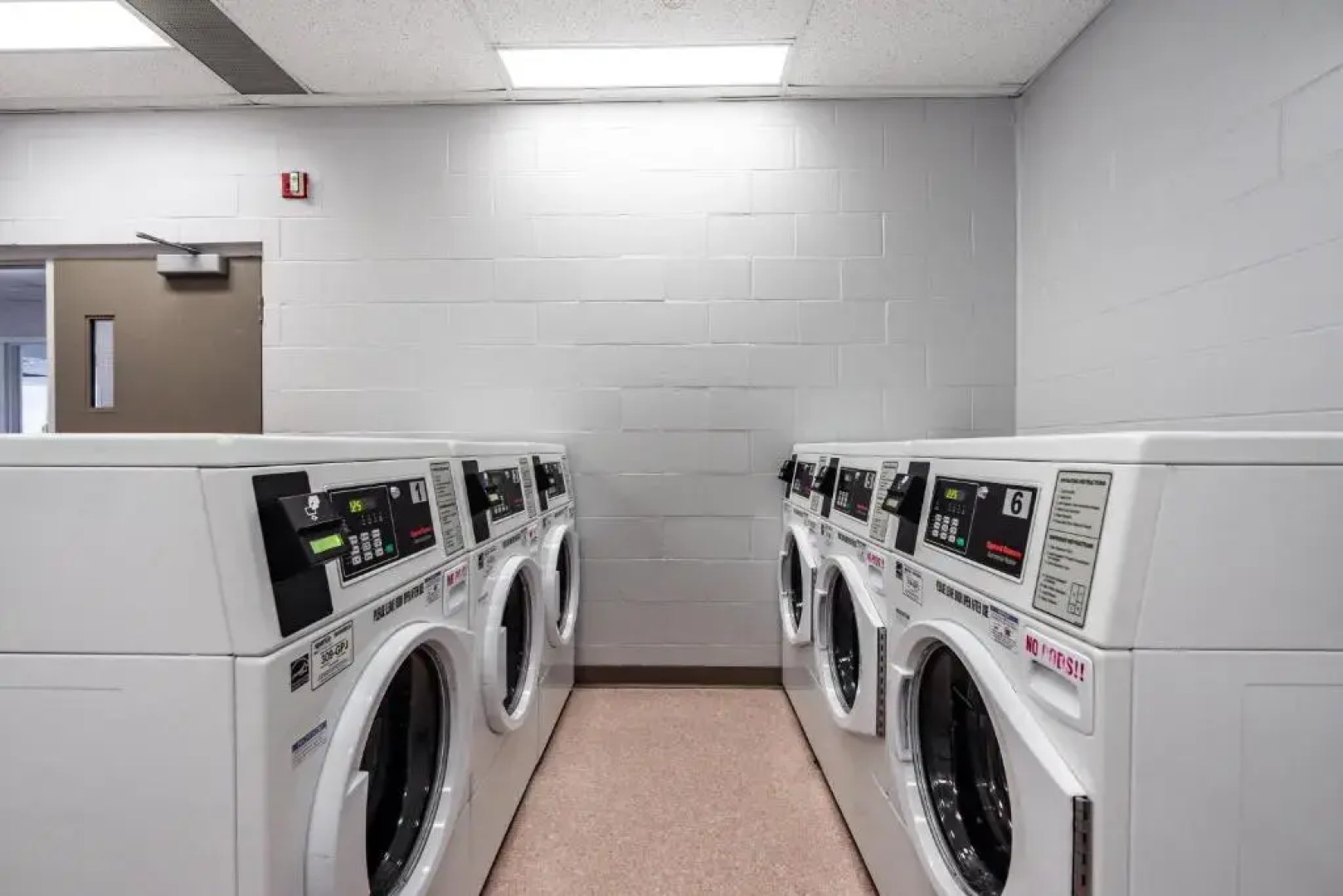 Residence & Conference Centre - Niagara-on-the-Lake