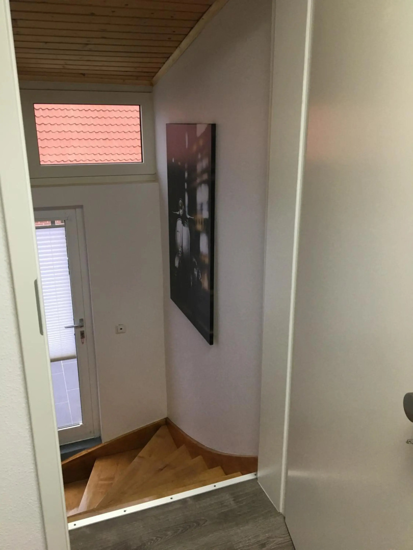 Ferienwohnung „Im Kleinen Löök“ - DG - 2 Zimmer - Balkon - Boxspringbett - 2 TV