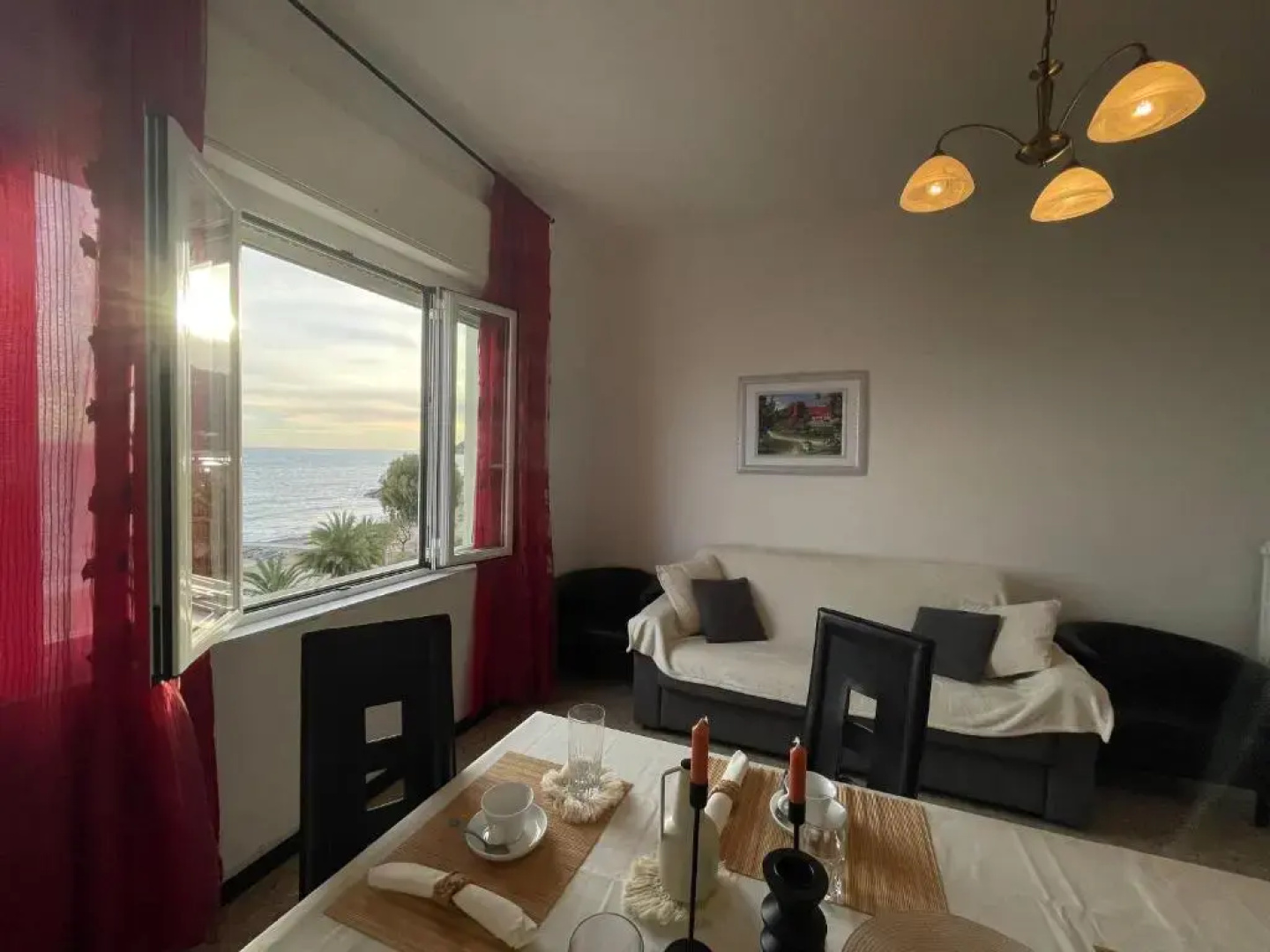 [Via XXV Aprile] 4 Locali - Di Fronte al Mare