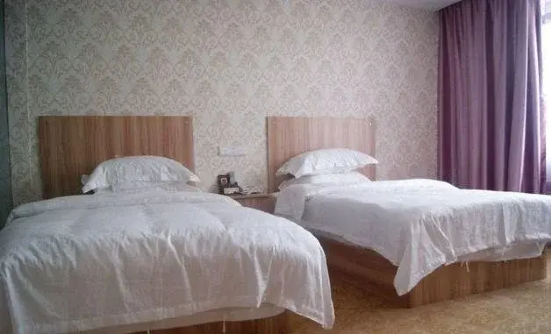 Libo Huatai Business Hotel