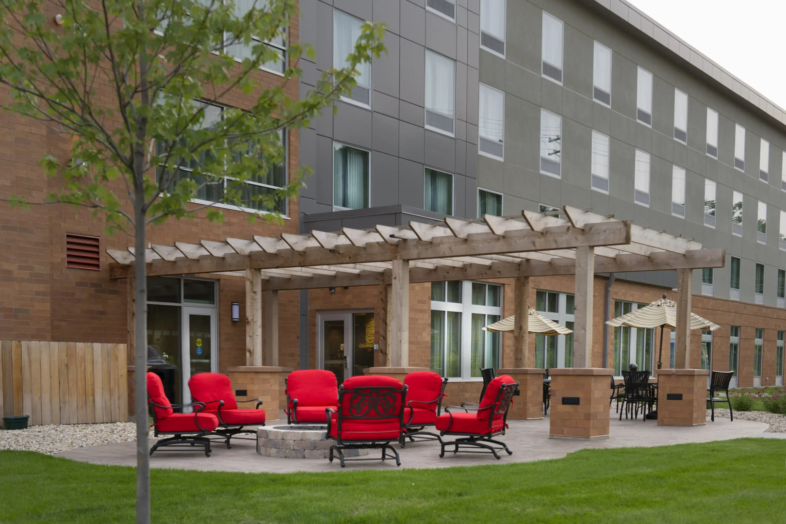 Holiday Inn Express & Suites Madison Central, An Ihg Hotel