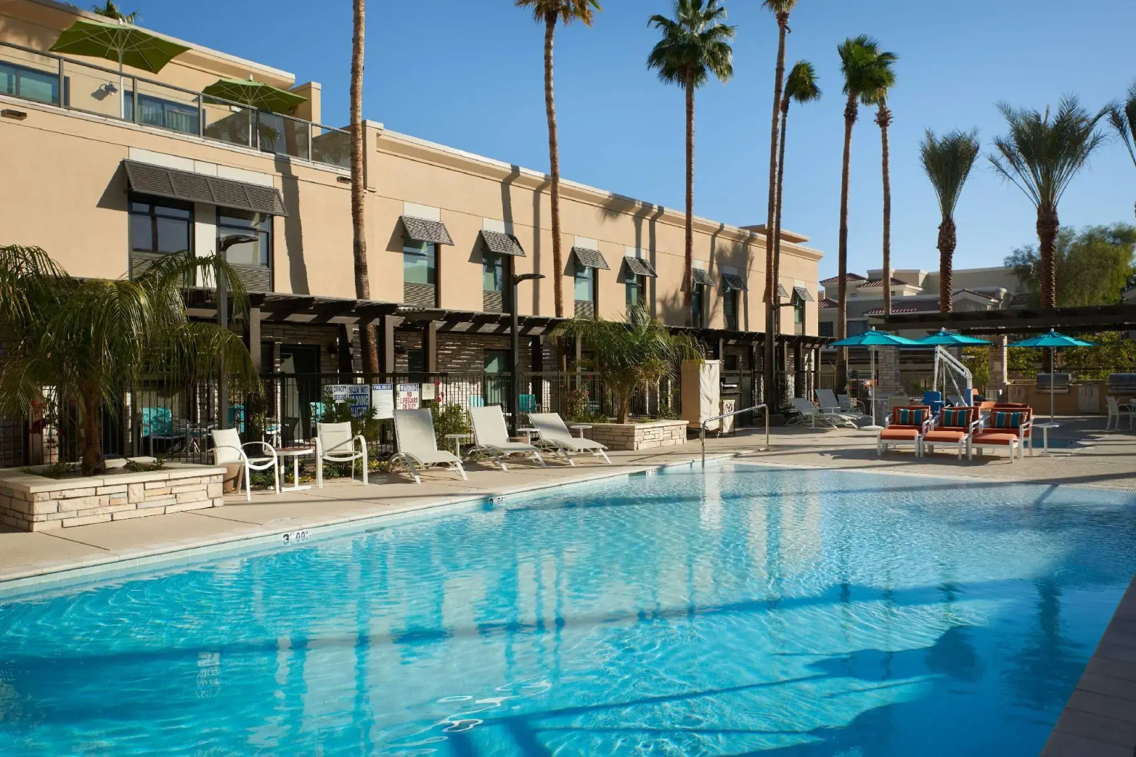 Hampton Inn & Suites Phoenix/Scottsdale on Shea Boulevard