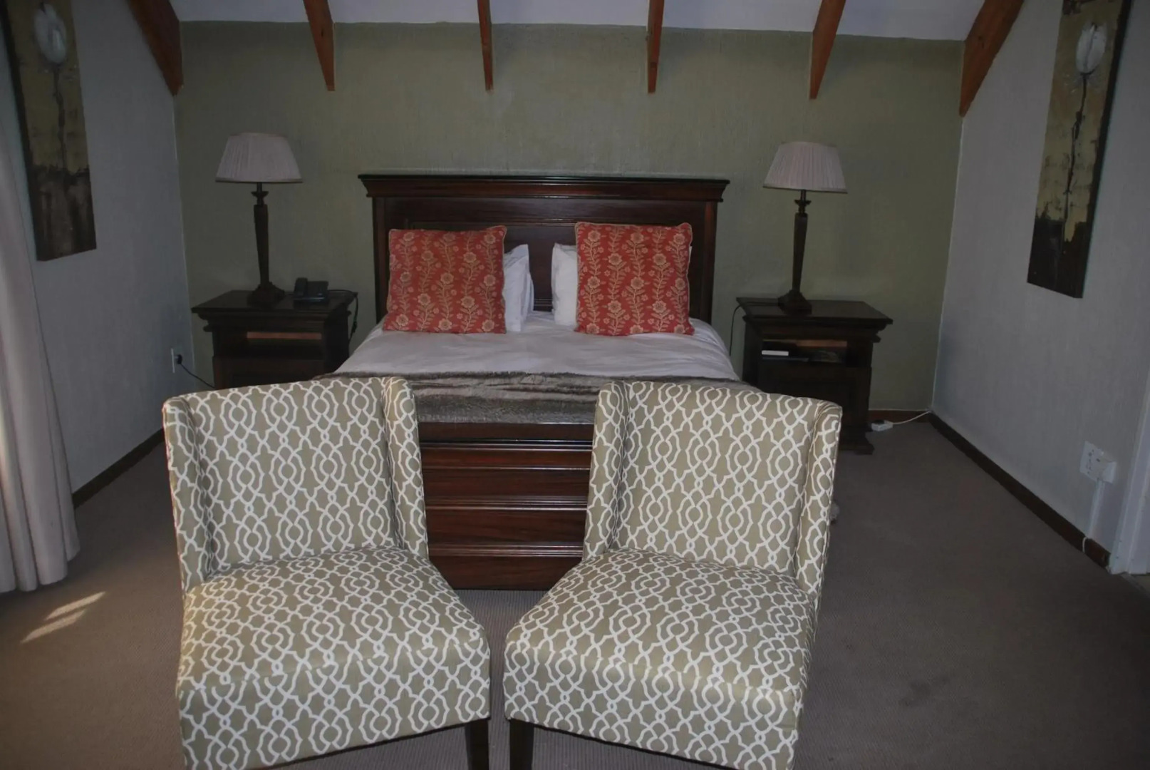 Sunninghill Guest Lodge