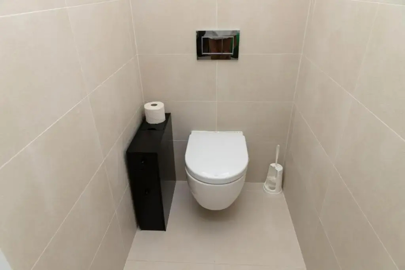 Dream Getaway Apartment with Jacuzzi and Pool