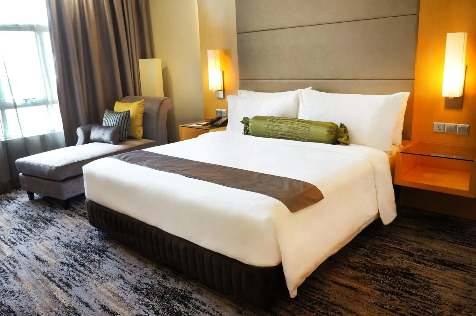 The Waterfront Hotel