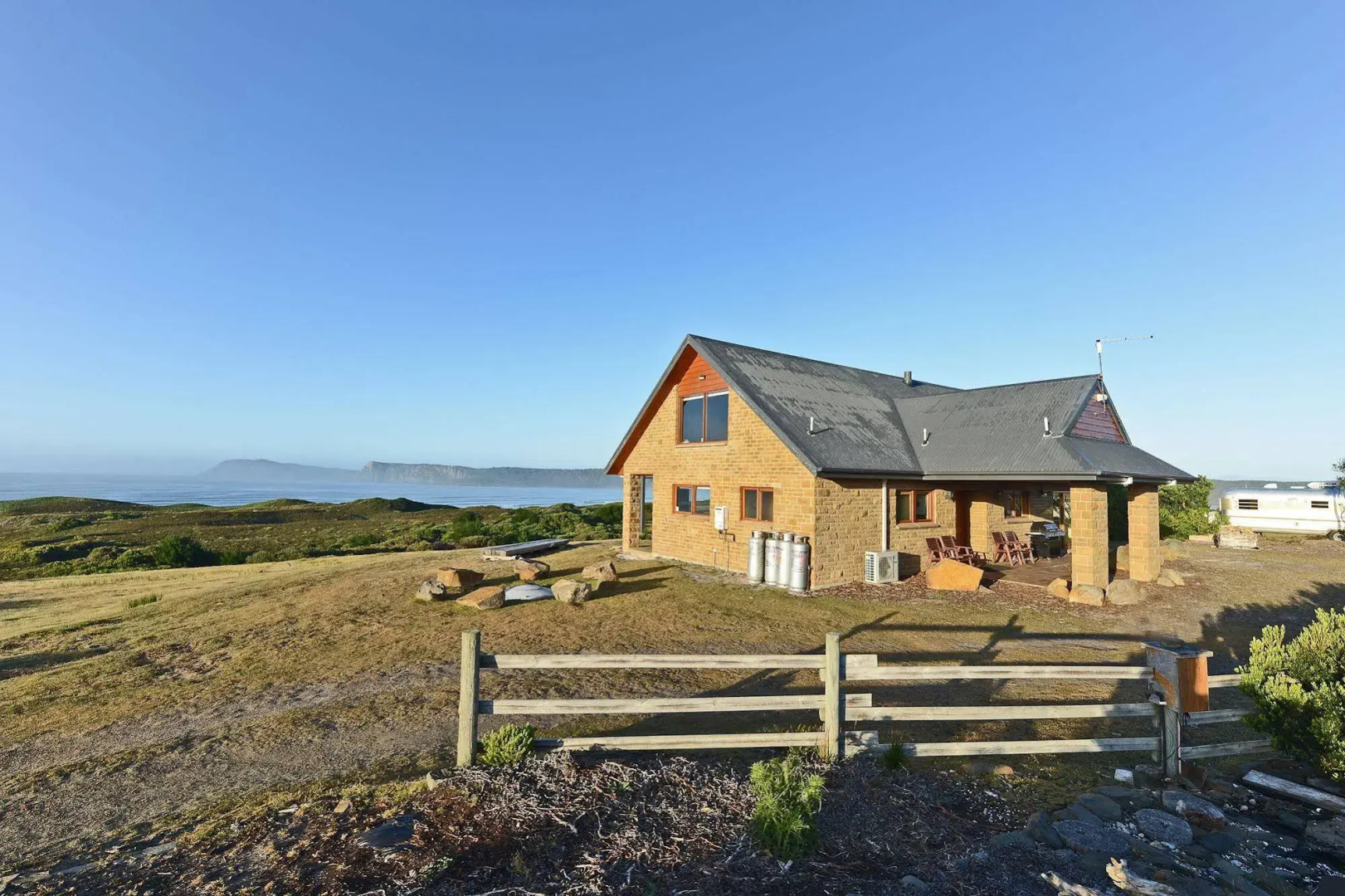 Cloudy Bay Villa