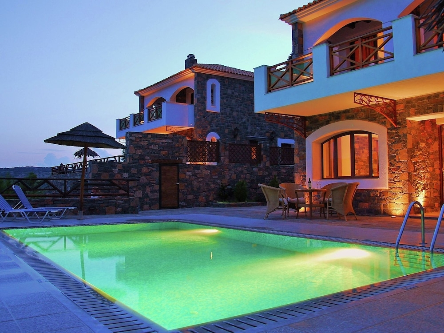 Villa Located in Picturesque Village, Pool, BBQ Near the Beach