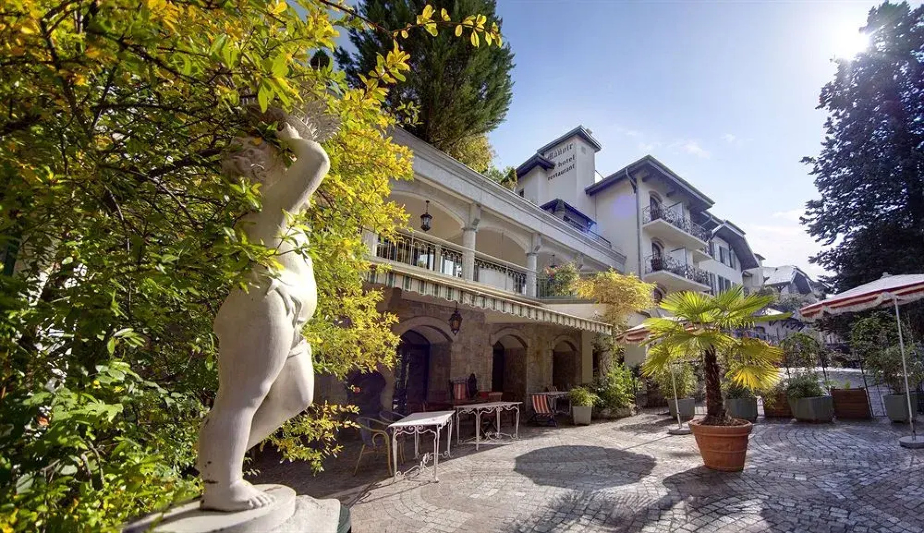 Hôtel Restaurant Le Manoir