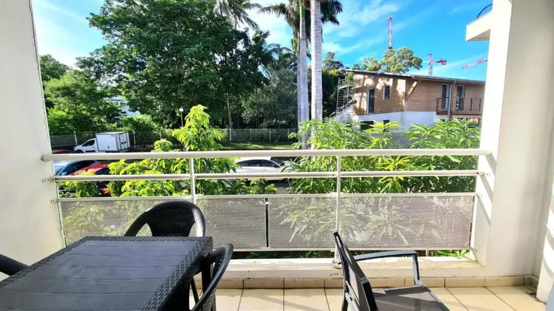 Nouveau ! Studio meublé, moderne, idéalement situé