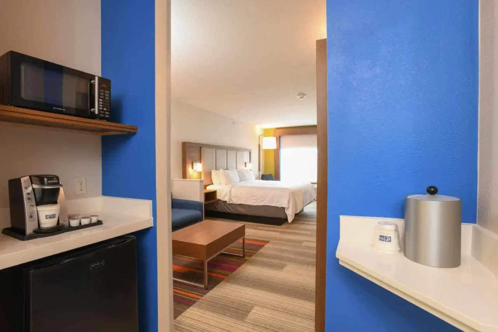 Holiday Inn Exp Richwood Cincinnati S