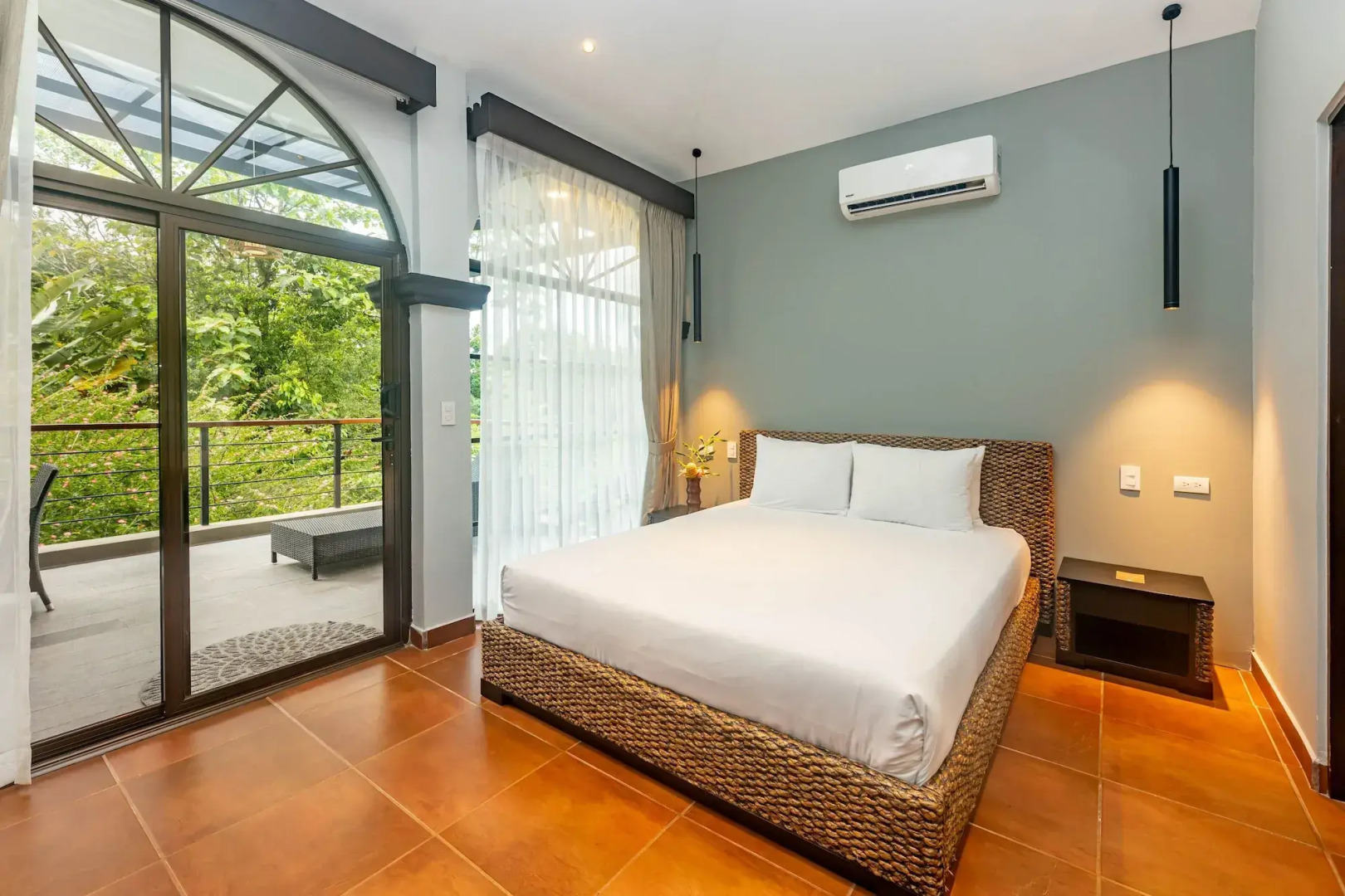 Tifakara Boutique Hotel & Birding Oasis