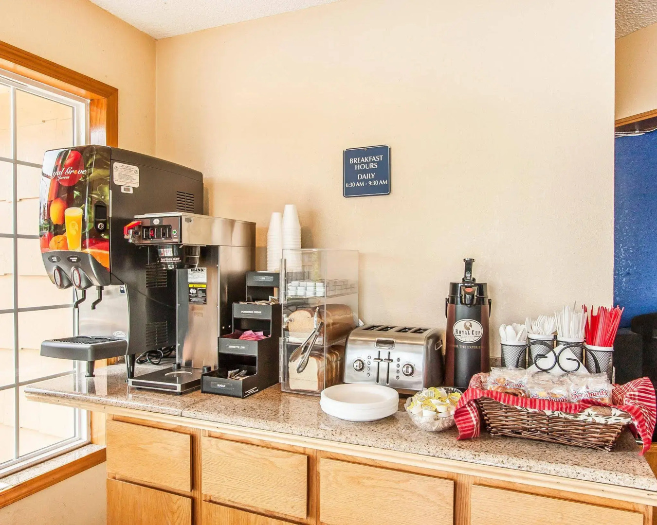 Rodeway Inn & Suites Portland West - Beaverton