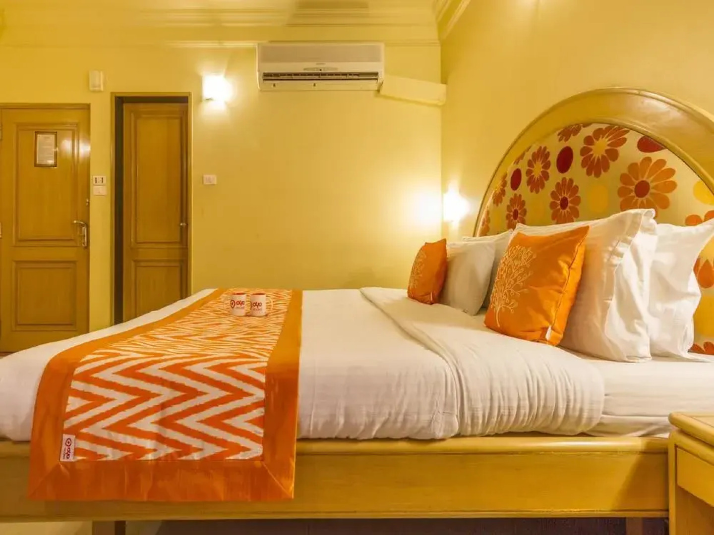 Capital O 333 Hotel Crystal Homes