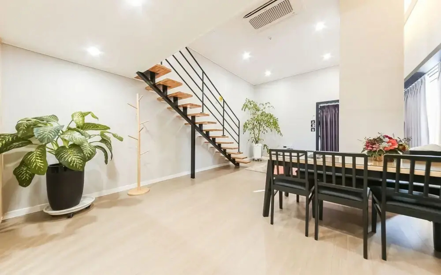 Wando Hotel Corner Residence