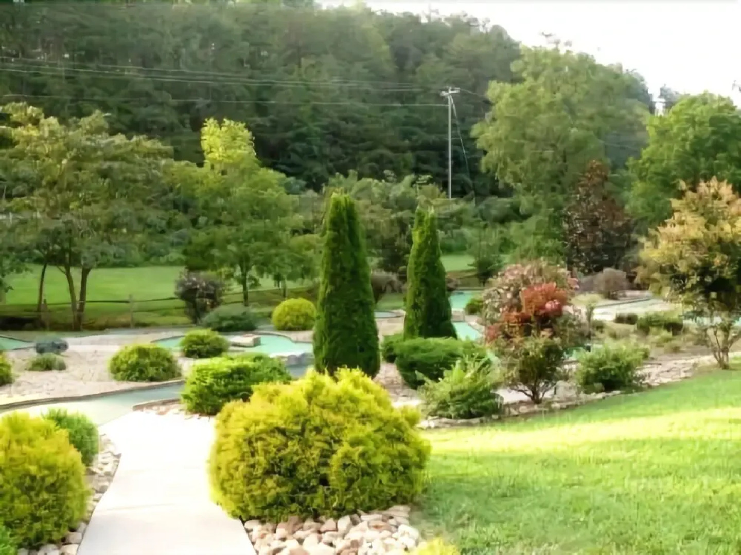 Hakuna Matata - 2 Br cabin by RedAwning