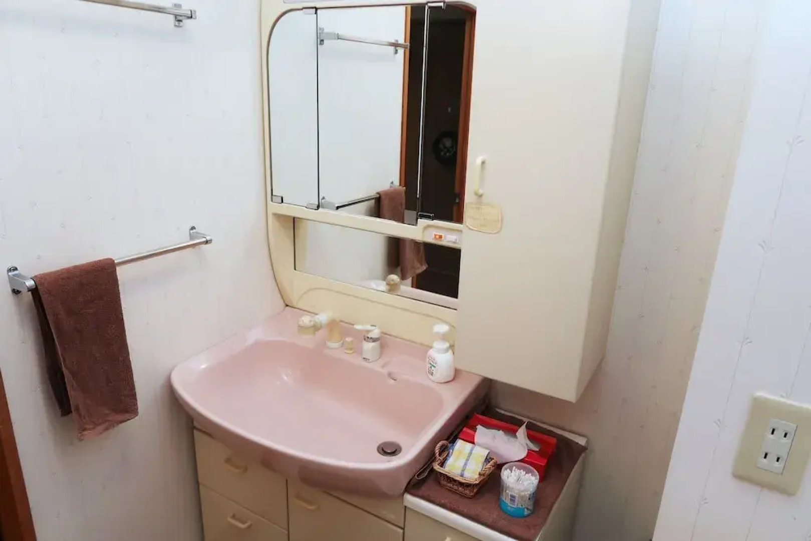 Otaru Ekimae Guest House Ito - Hostel