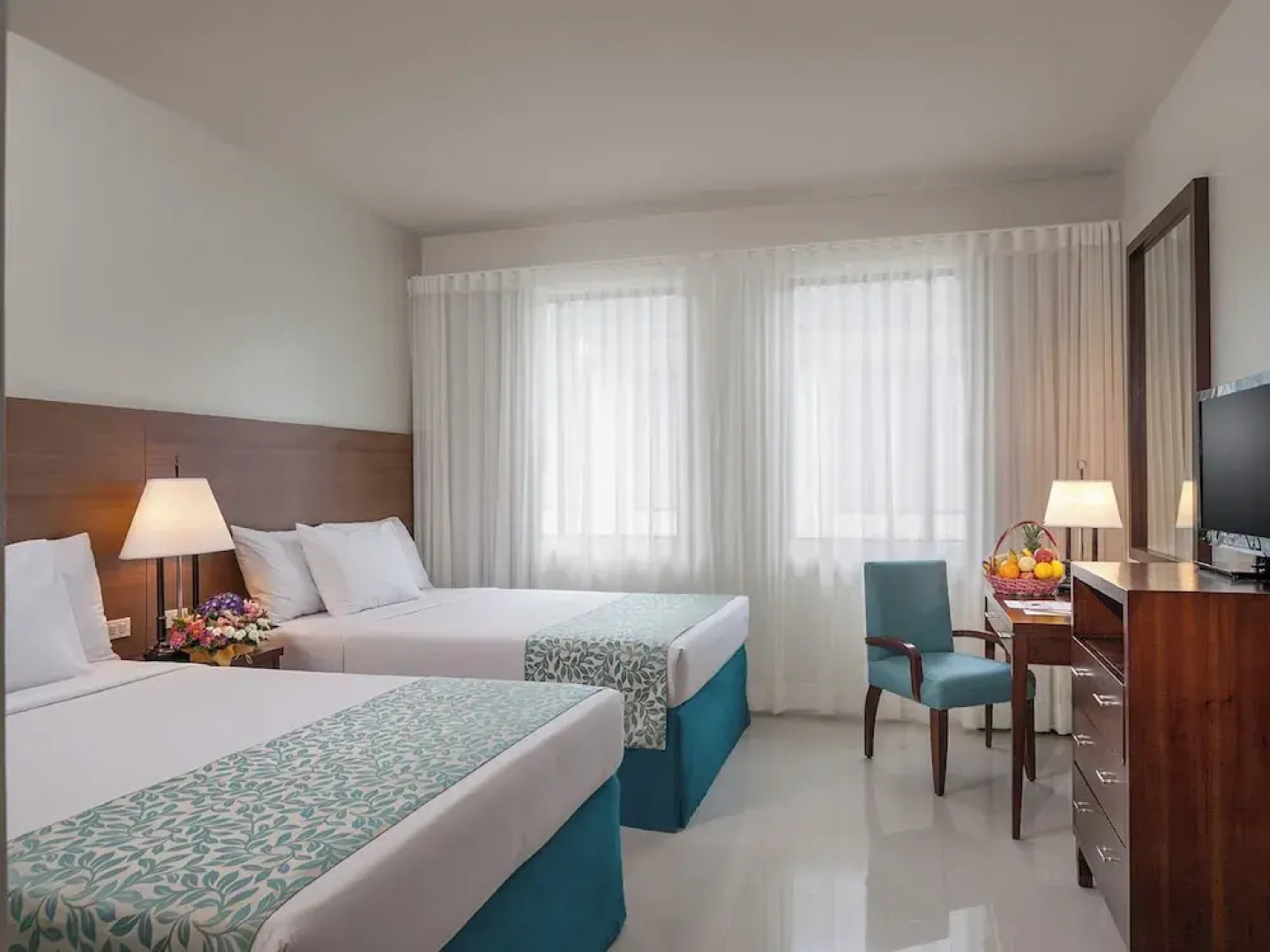 Holiday Inn & Suites Batangas Limapark by IHG