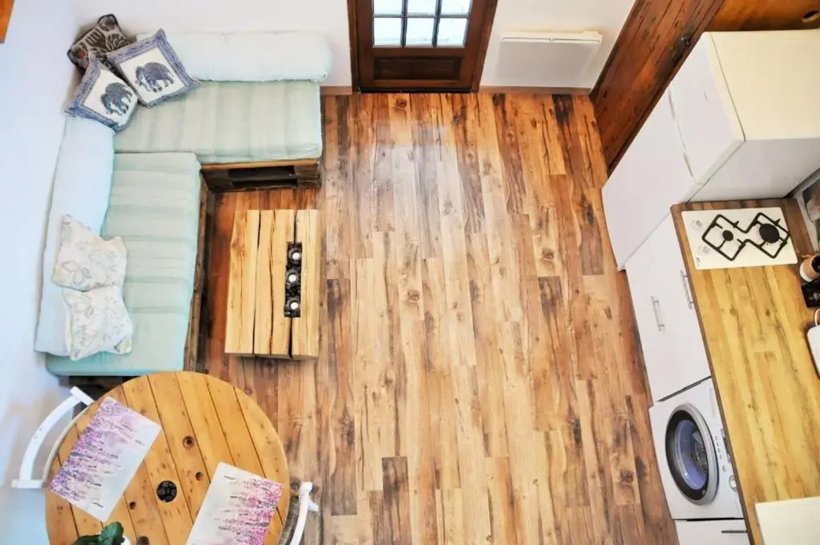 Cozy Mini House with Beautiful Views