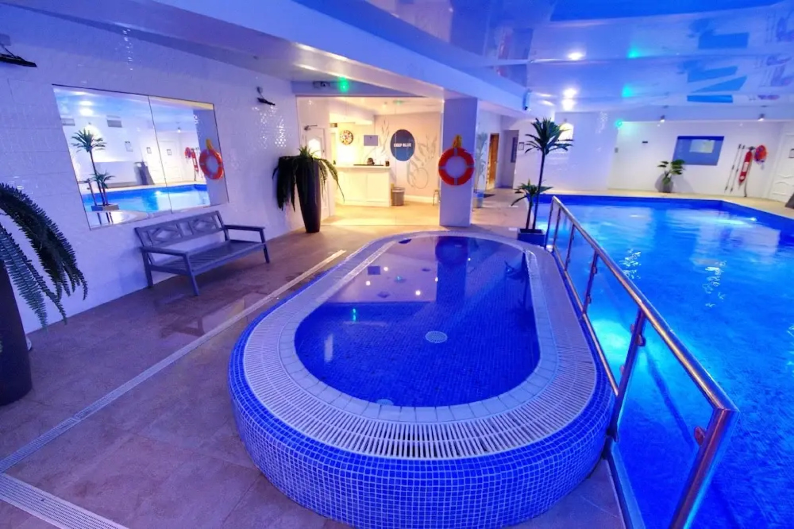 Schull Harbour Hotel