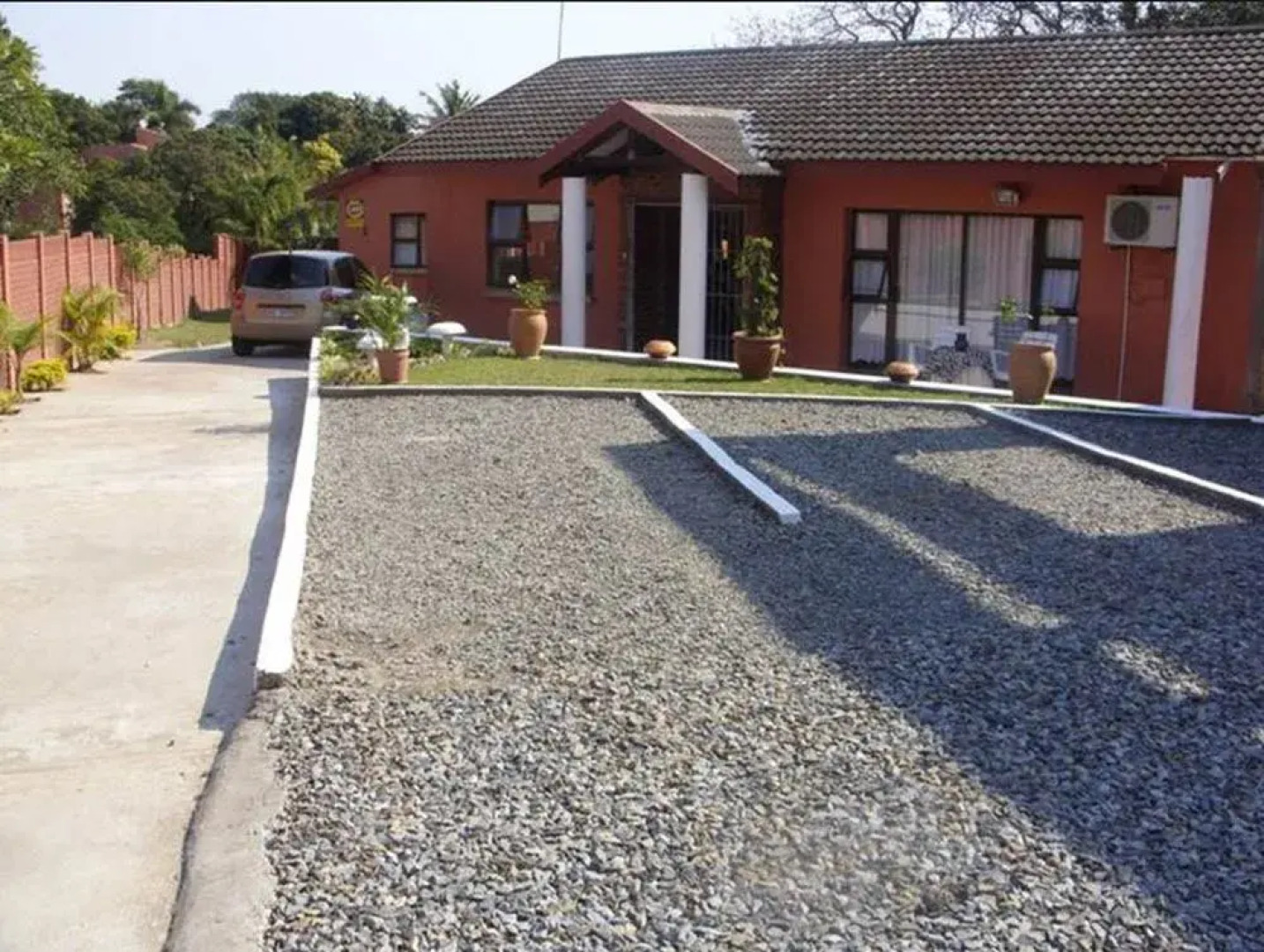 Umqhele Bed  Breakfast