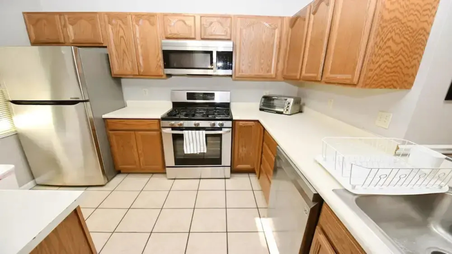 2 Br 2 b Condo at Unv of Notre Dame Short and Long Term Stays Welcome ND Football A5