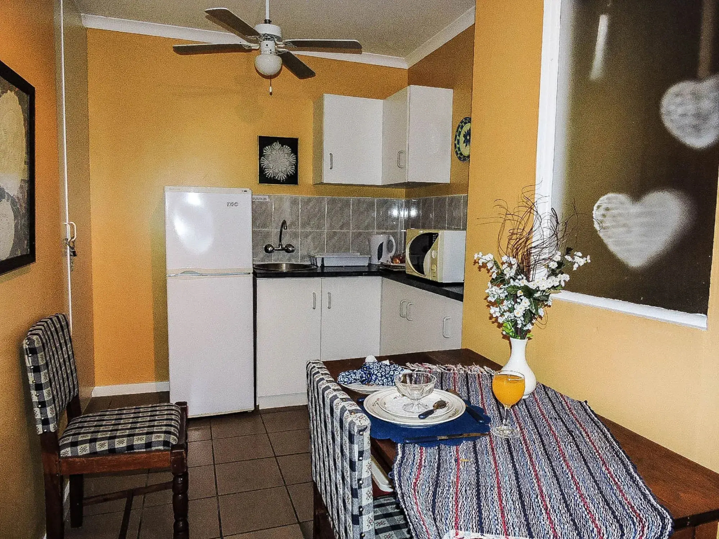 Amzee Bokmakierie Guest House
