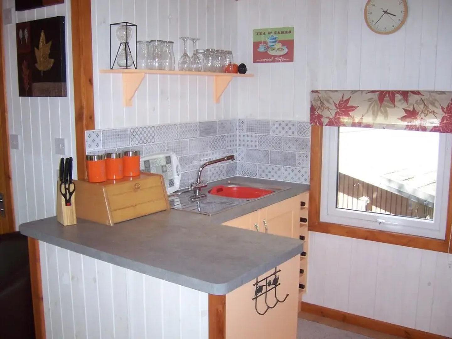 Honeysuckle Lodge set in a Beautiful 24 acre Woodland Holiday Park