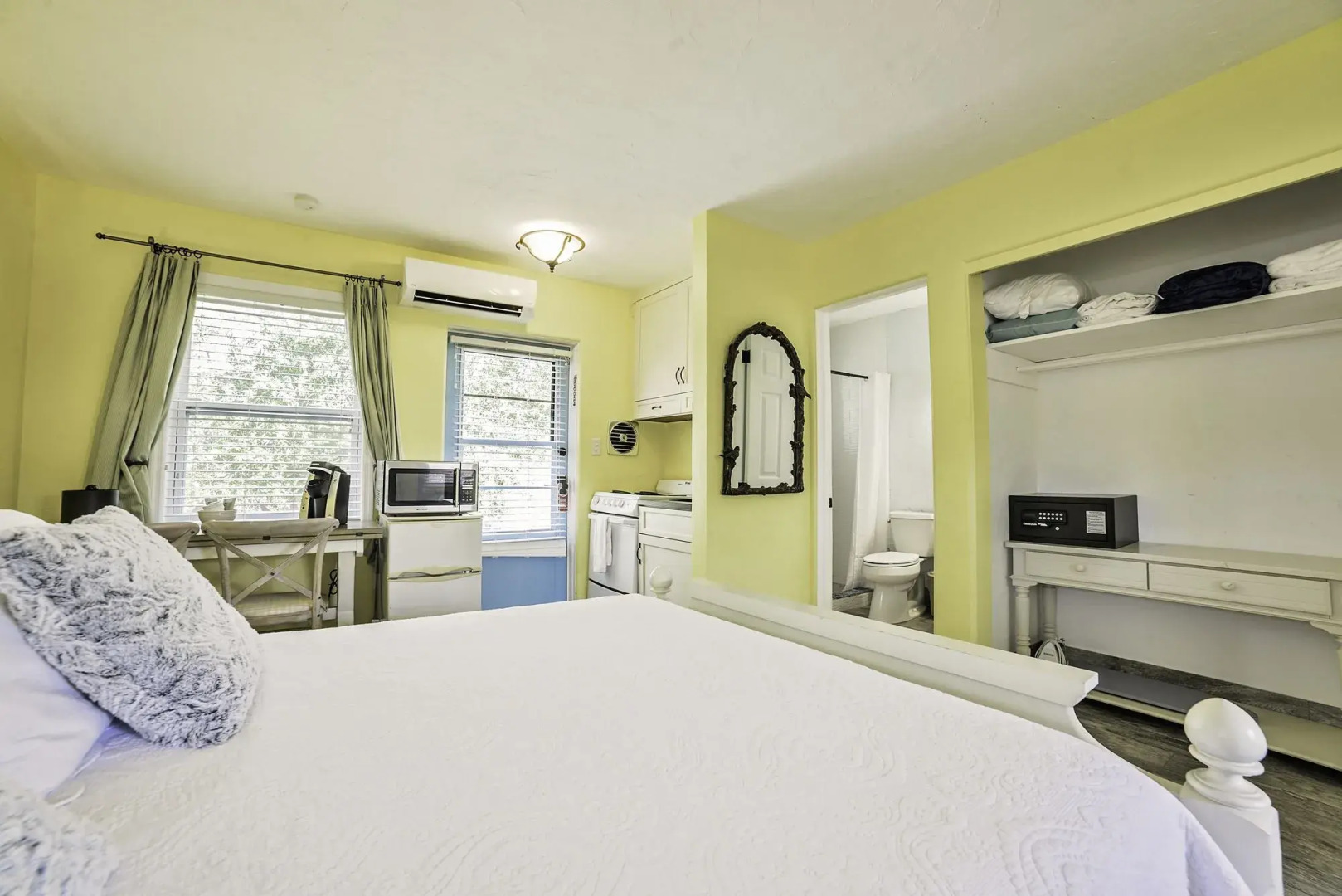 Siesta Key Palms Resort