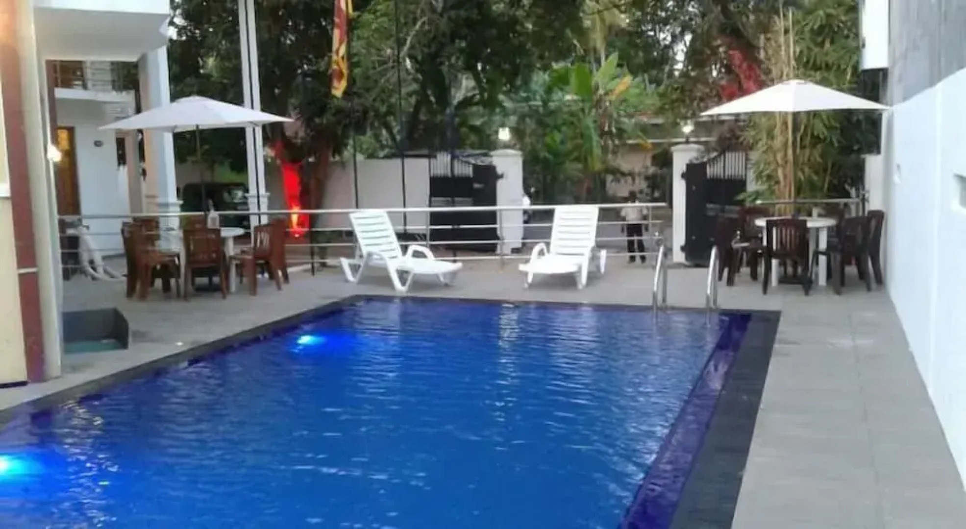 Mahakumara White House Hotel