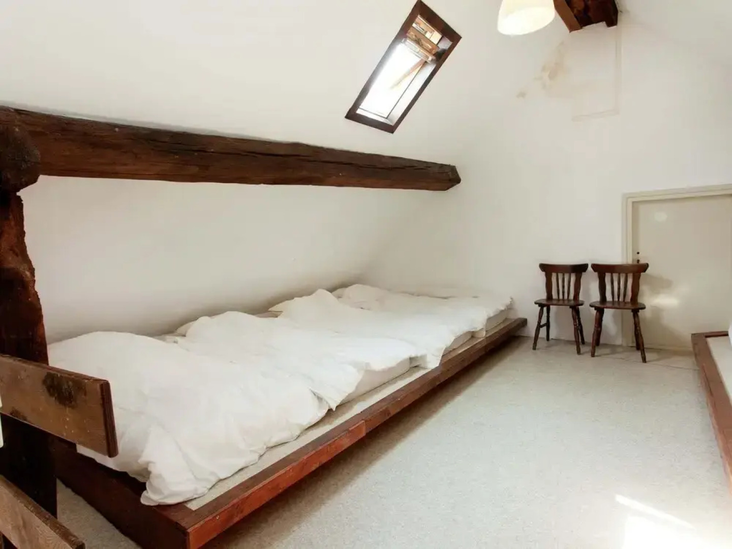 Vintage Farmhouse in Bemelen with Forest near