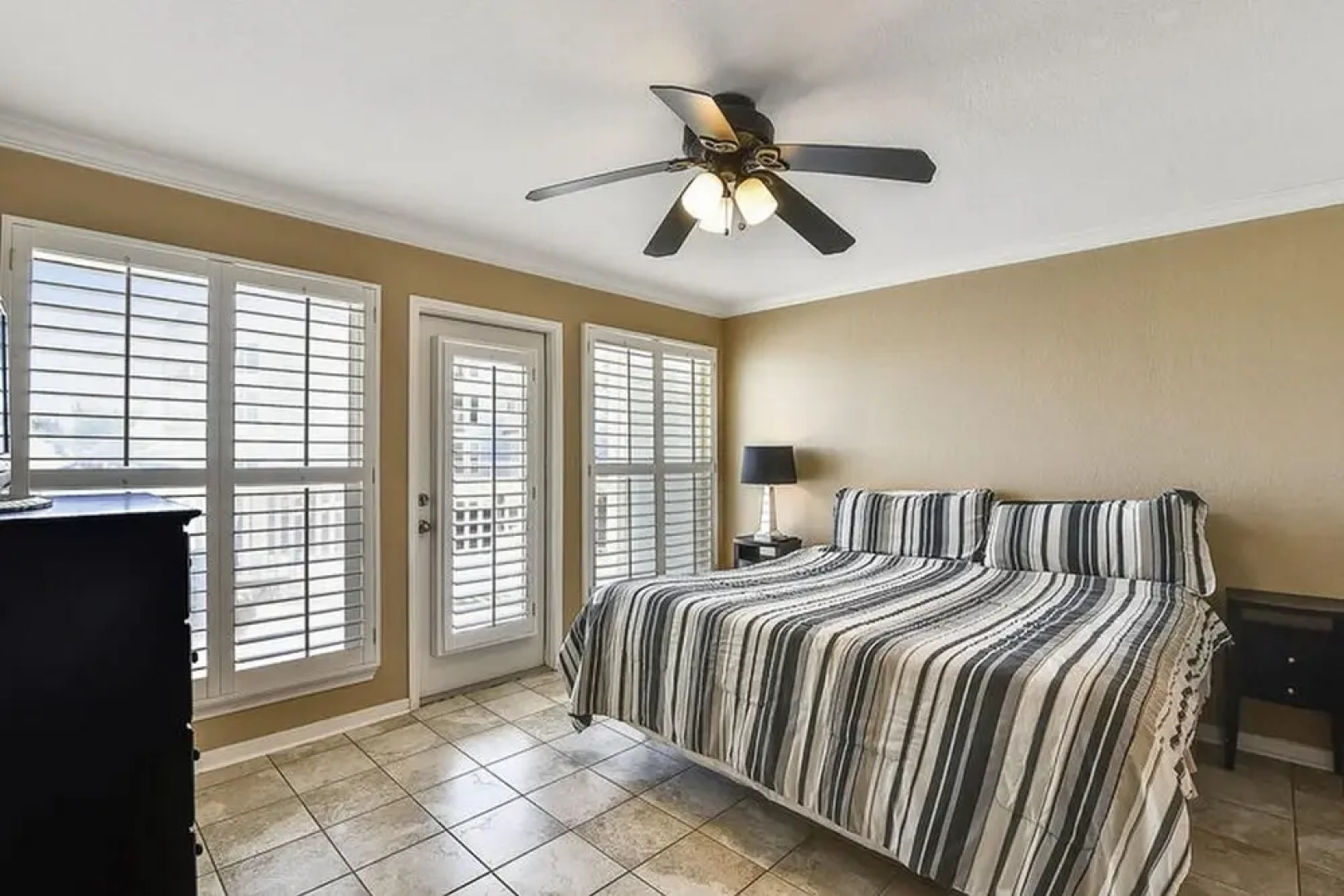 Seascape Resort Beachfront Condos