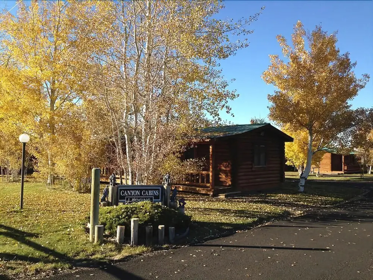 Canyon Cabins Lodging