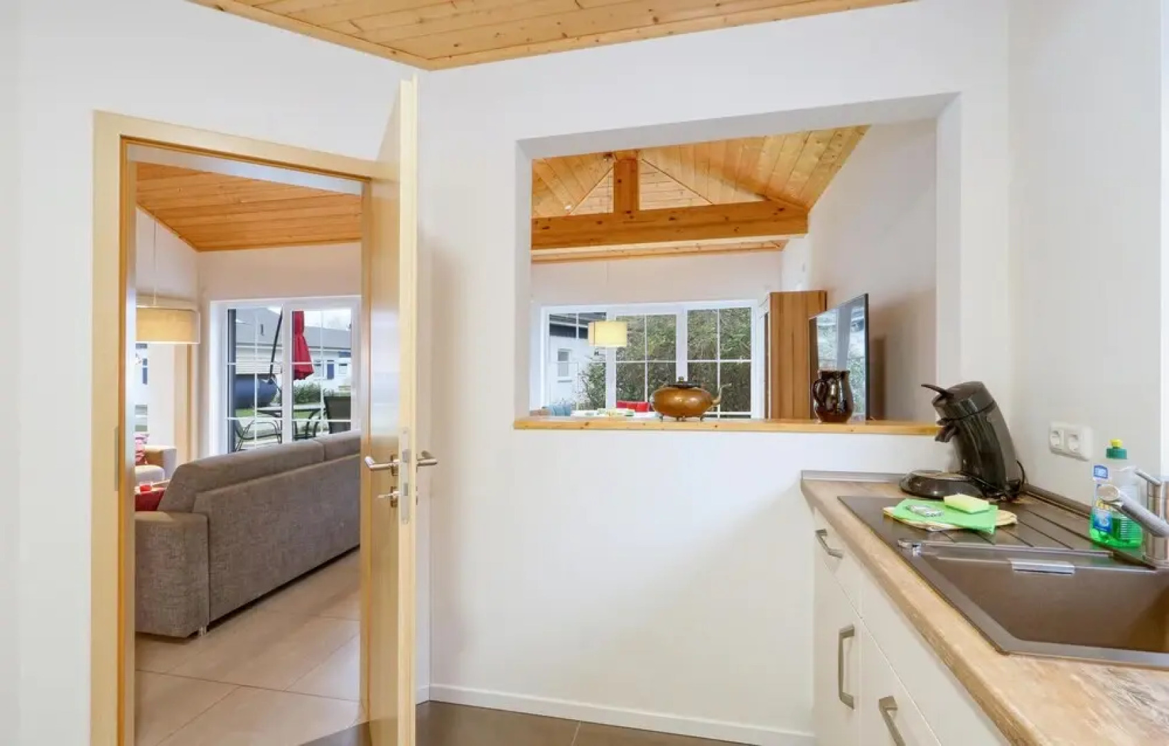 Nice Home in Altefähr/rügen With 2 Bedrooms and Wifi