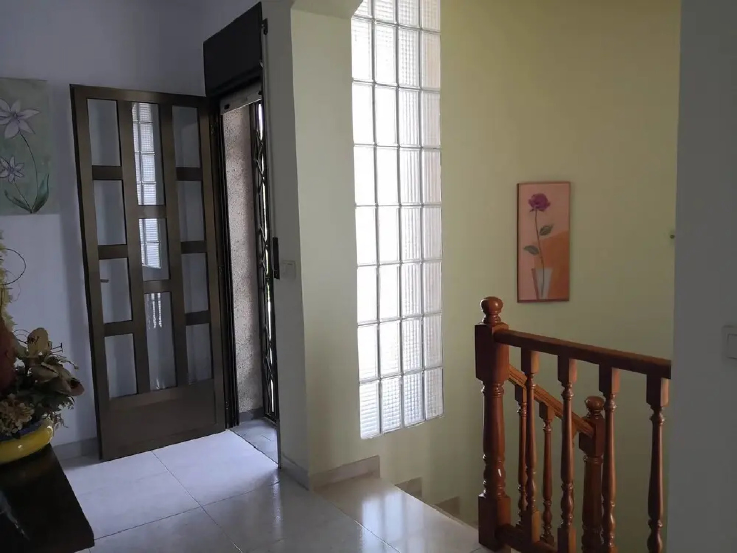 Villa con jardín piscina y cerca playa