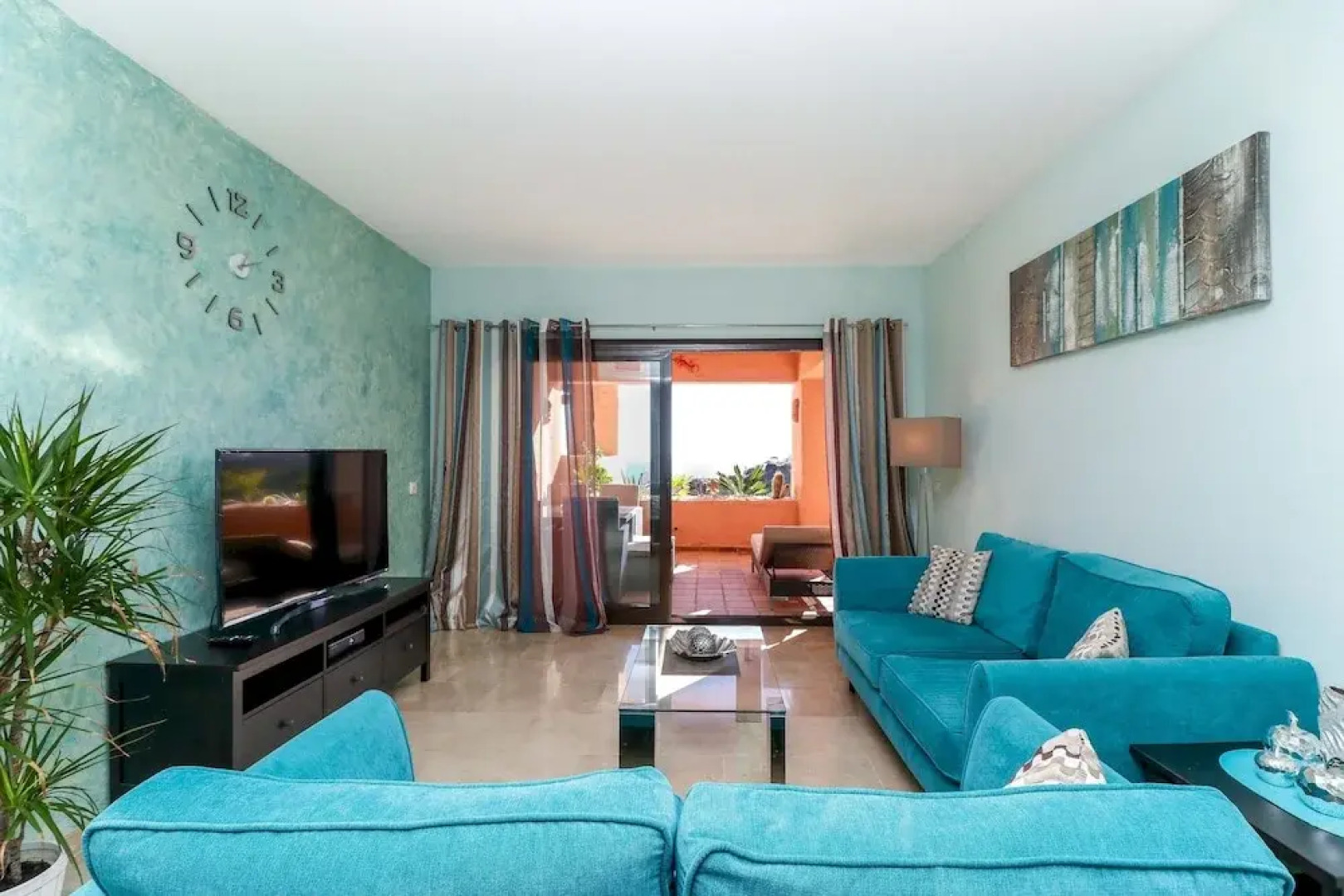 Coto Real Manilva - Paradise 2BR Apartment in Manilva, Sea Views, Pool