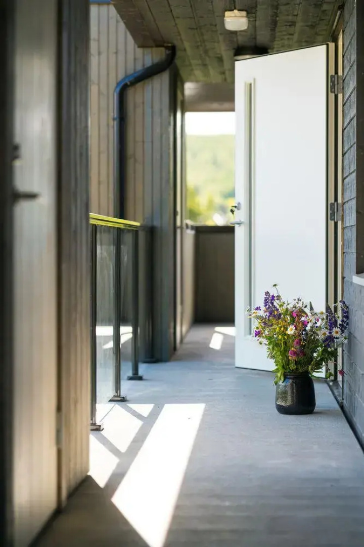 Slåttastølen Leiligheter by Geilolia