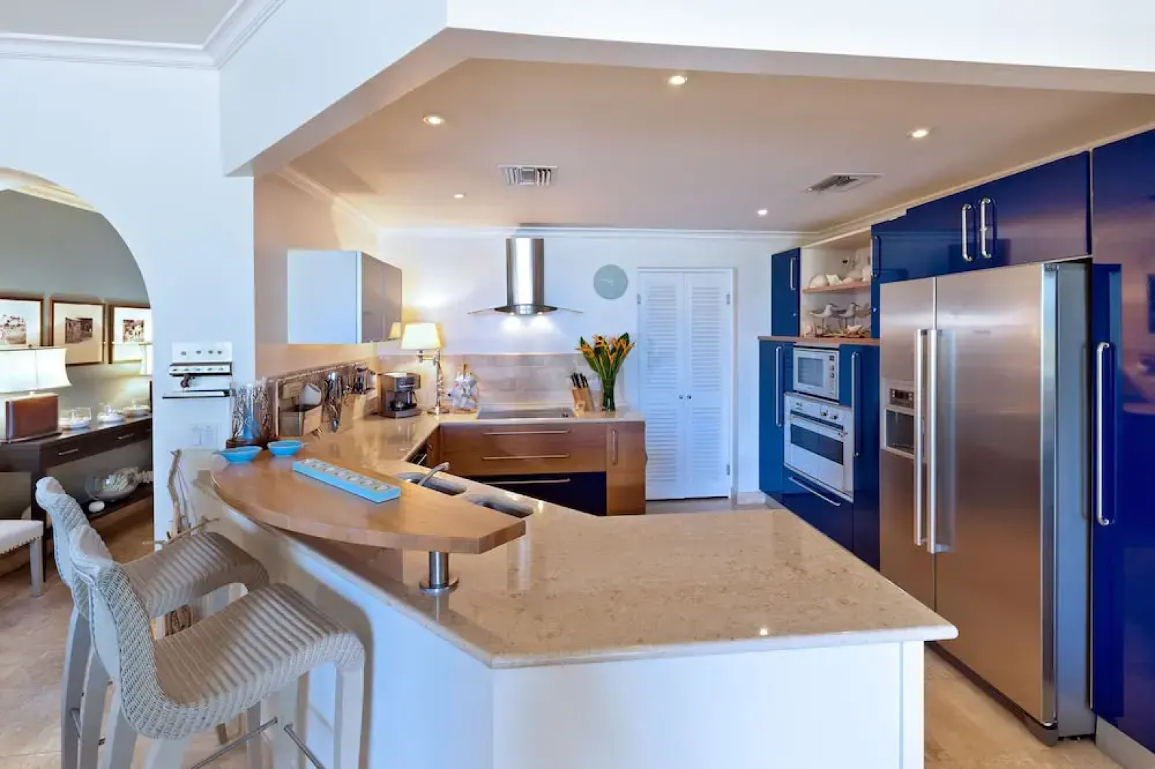 Schooner Bay 204 by Altman