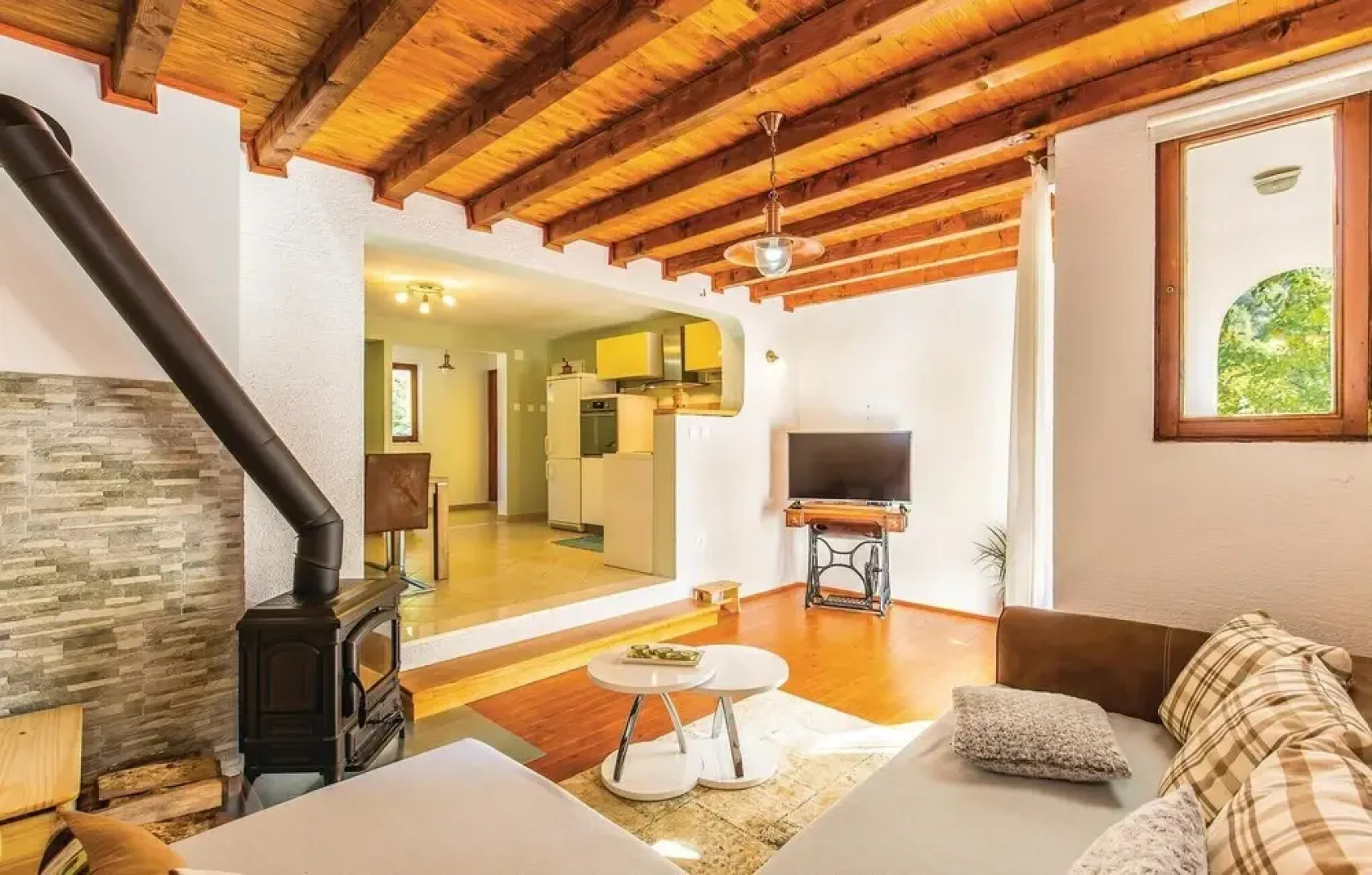 Beautiful Home in Blato na Cetini With Wifi and 3 Bedrooms