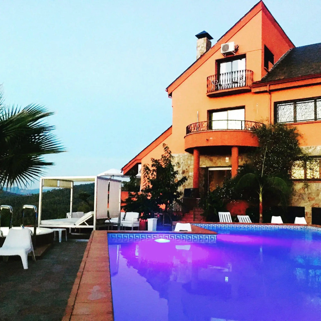 Отель El Petit Mirador