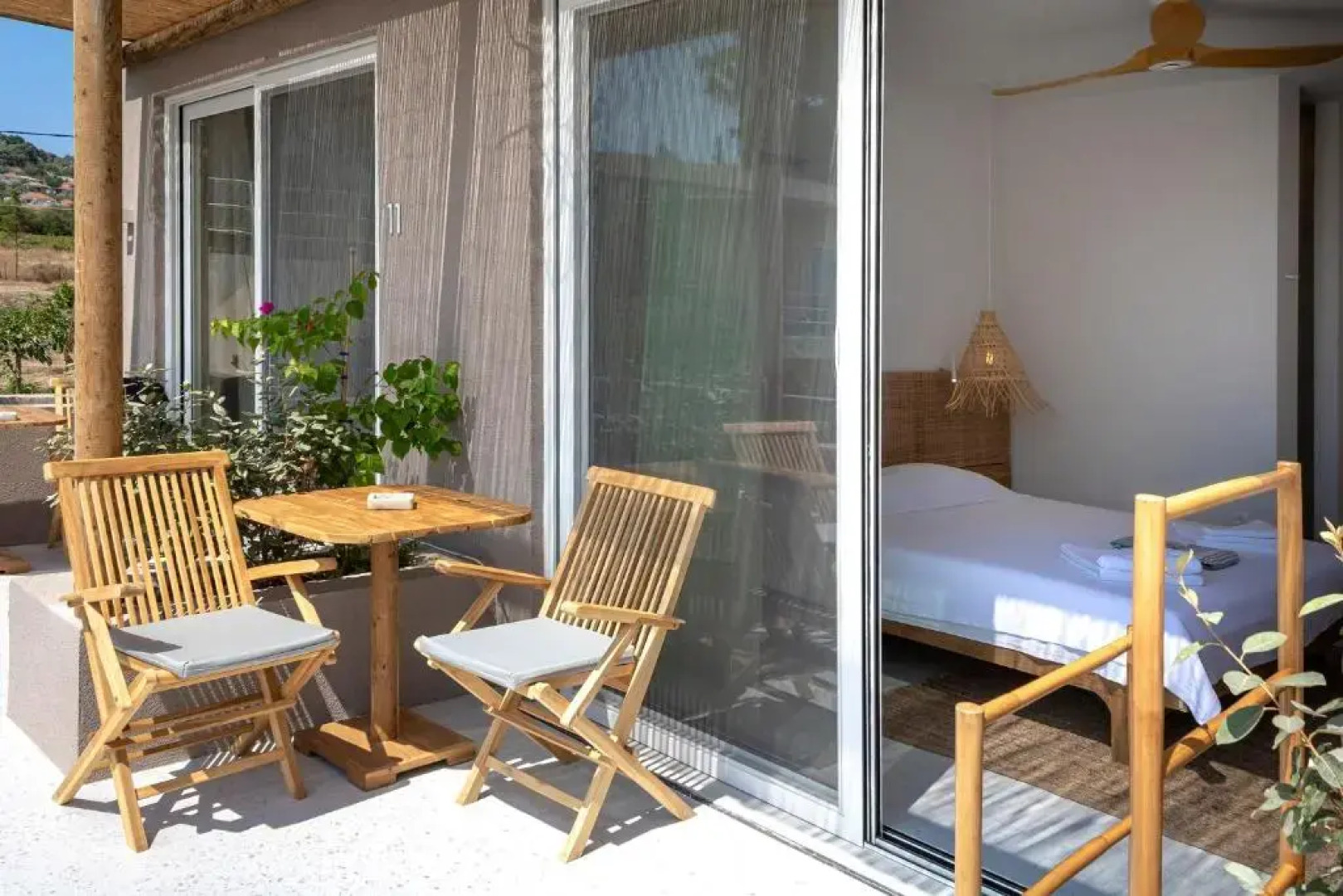 Arion Seaside Suites