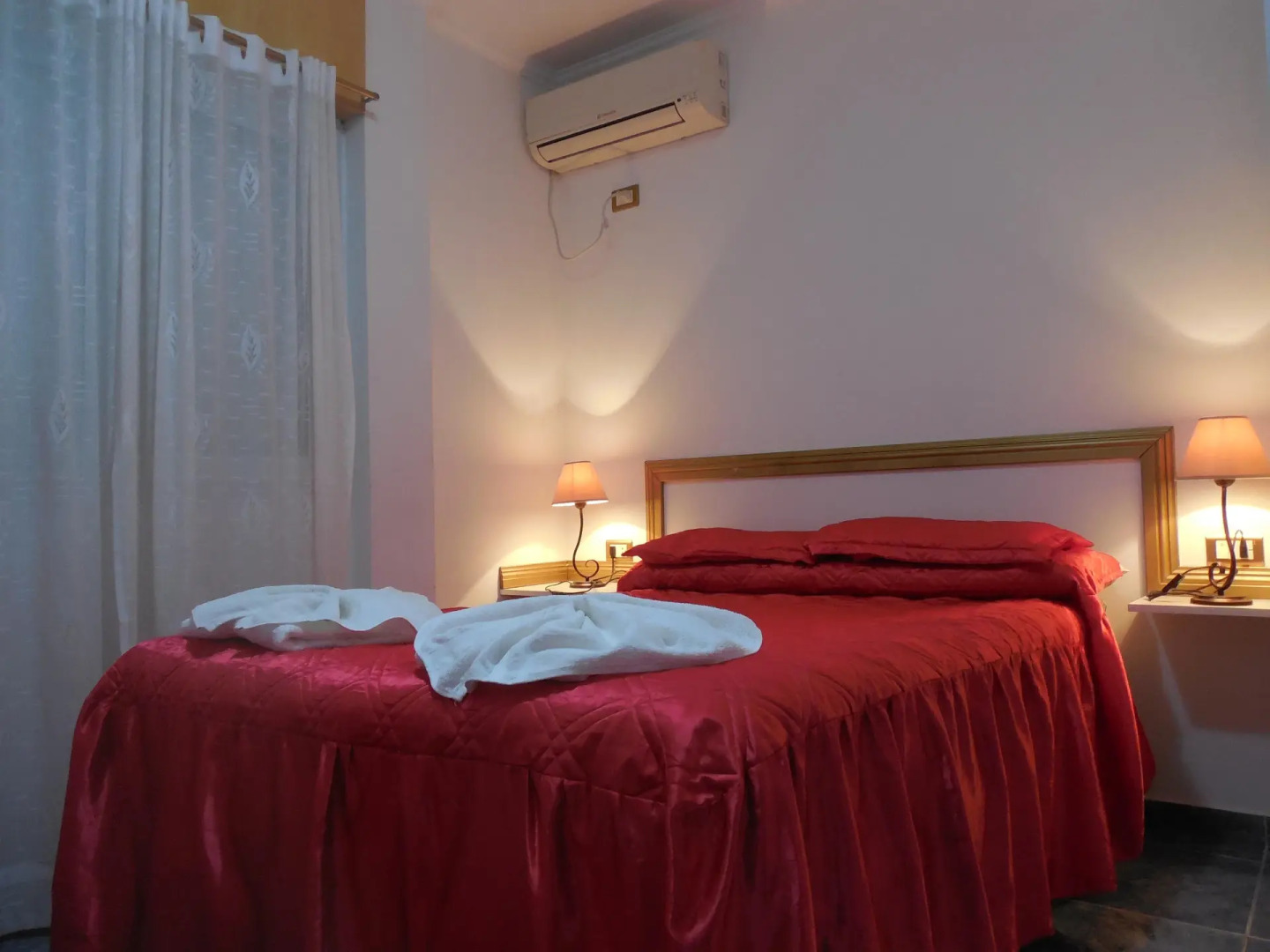 Victor Hotel