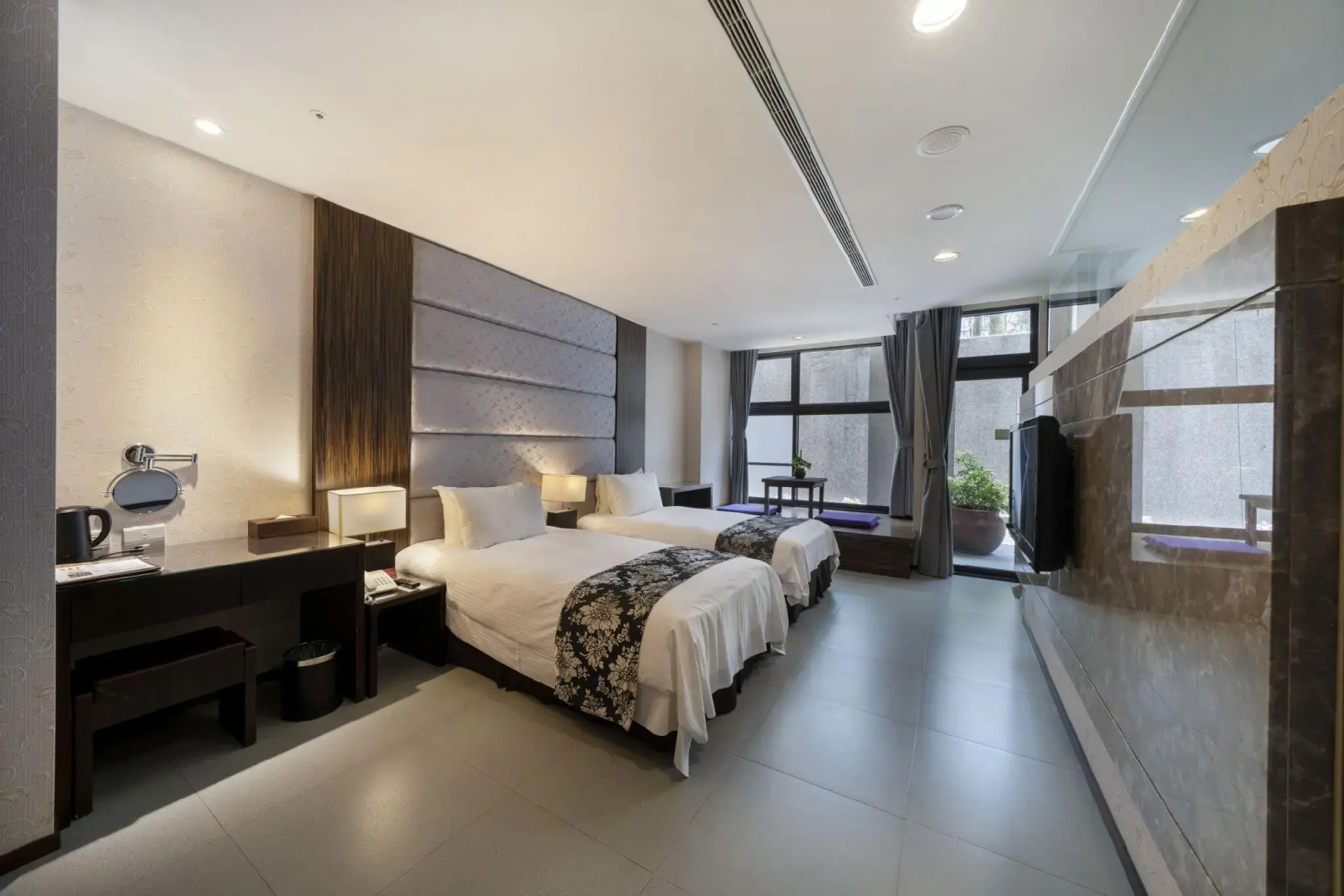 Tai Yi Red Maple Resort