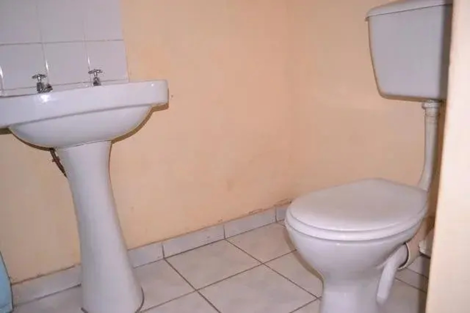 Victoria Falls Budget Hotel